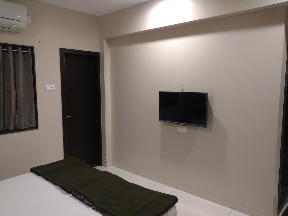 Hotel Oberoi Ahmednagar Exterior photo